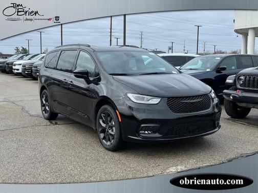2025 Chrysler Pacifica Limited