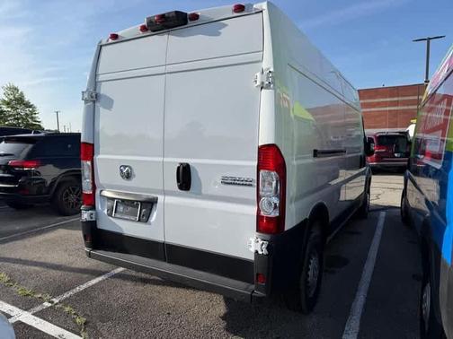 Bright White Clearcoat 2025 RAM ProMaster 2500 High Roof