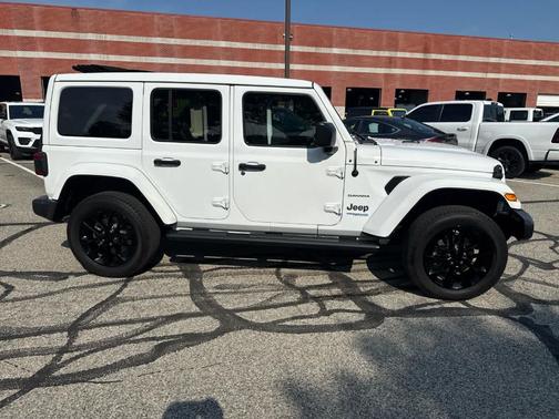 2022 Jeep Wrangler Unlimited 4xe Sahara