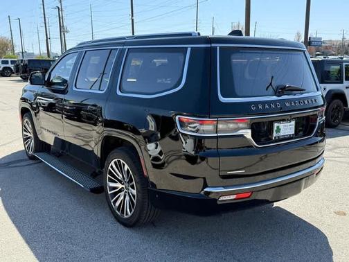 2023 Jeep Grand Wagoneer Series III