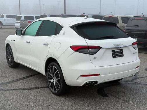 2021 Maserati Levante 