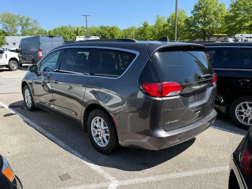 Granite Crystal Clearcoat Metallic 2021 Chrysler Voyager LXI