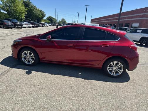 Cajun Red Tintcoat 2019 Chevrolet Cruze LT