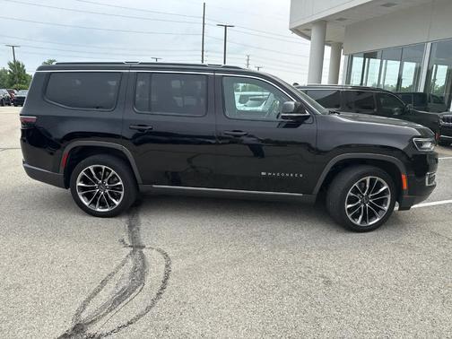 2022 Jeep Wagoneer Series III