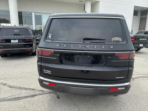 2022 Jeep Wagoneer Series III
