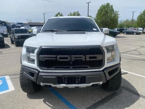 2020 Ford F-150 Raptor