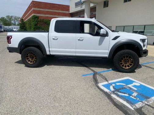 2020 Ford F-150 Raptor