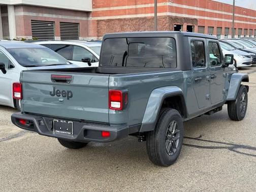 2026 Jeep Gladiator Sport