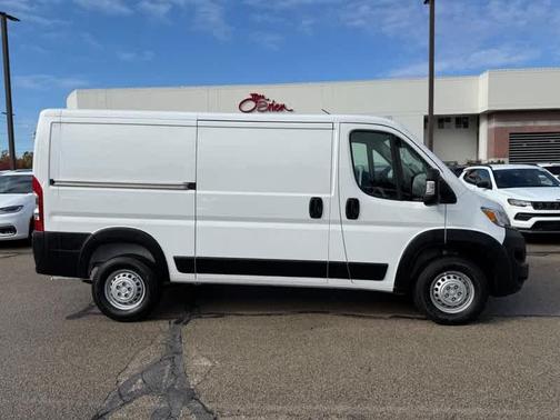 2025 RAM ProMaster 1500 Low Roof