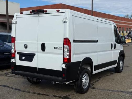 2025 RAM ProMaster 1500 Low Roof