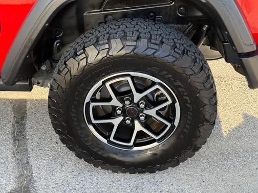 Firecracker Red Clearcoat 2024 Jeep Wrangler Rubicon