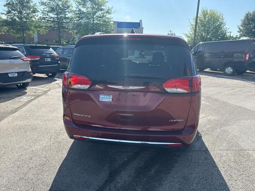 2018 Chrysler Pacifica Limited