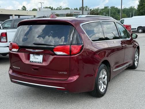 2018 Chrysler Pacifica Limited