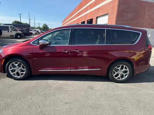 2018 Chrysler Pacifica Limited