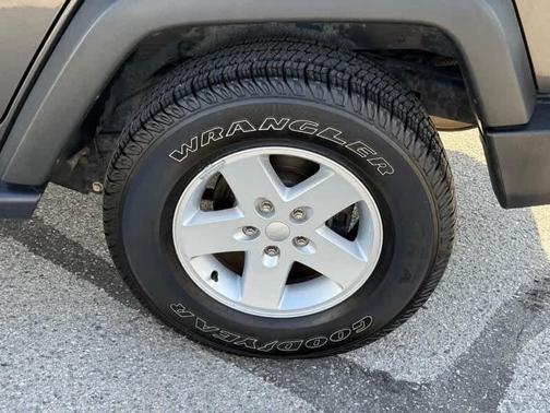 Granite Crystal Clearcoat Metallic 2018 Jeep Wrangler JK Unlimited Sport