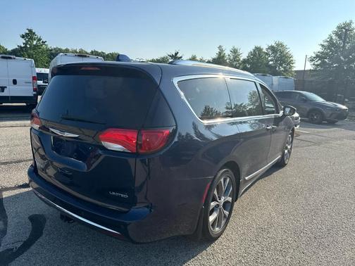 2018 Chrysler Pacifica Limited