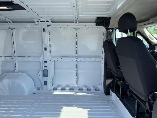 2025 RAM ProMaster 2500 Base