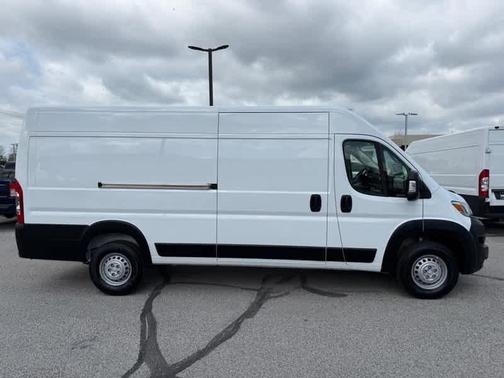 Bright White Clearcoat 2025 RAM ProMaster 3500 High Roof
