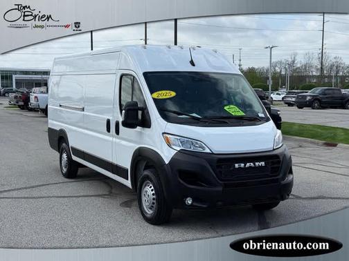 Bright White Clearcoat 2025 RAM ProMaster 3500 High Roof