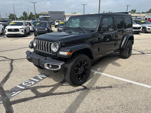 Black Clearcoat 2025 Jeep Wrangler 4xe Sahara