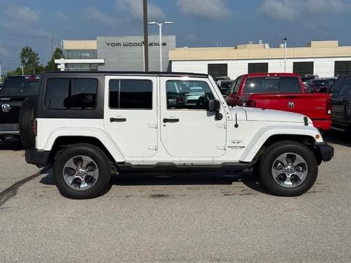 2018 Jeep Wrangler JK Unlimited Sahara