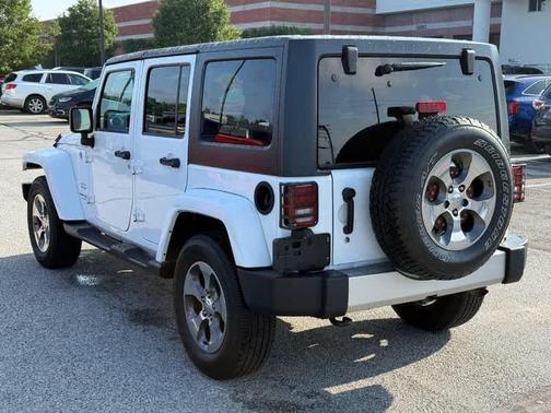 2018 Jeep Wrangler JK Unlimited Sahara
