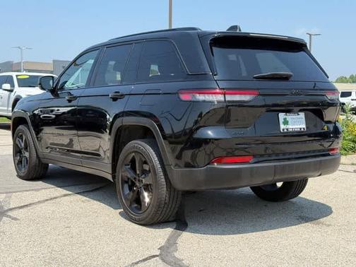 2023 Jeep Grand Cherokee Altitude