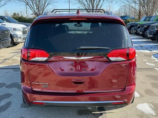 2020 Chrysler Pacifica Touring-L Plus