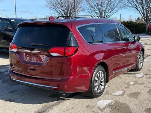 2020 Chrysler Pacifica Touring-L Plus