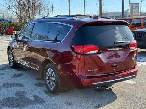 2020 Chrysler Pacifica Touring-L Plus