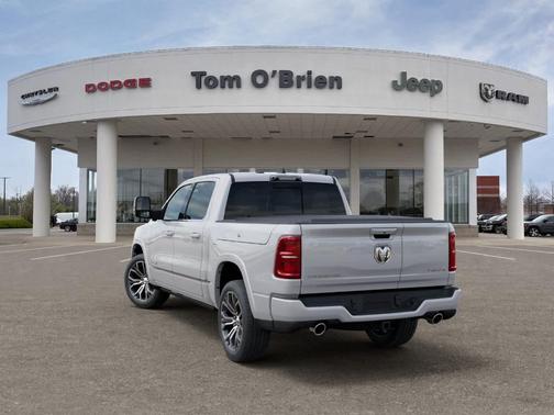 Ivory White Tri-Coat Pearl 2026 RAM 1500 Tungsten