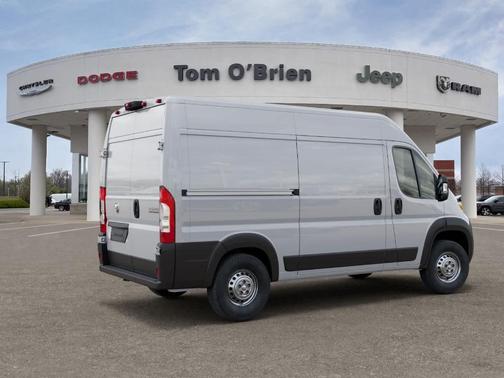 Bright White Clearcoat 2026 RAM ProMaster 2500 High Roof