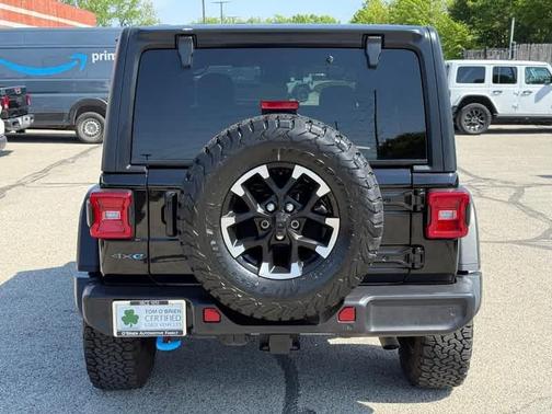 Black Clearcoat 2025 Jeep Wrangler 4xe Rubicon