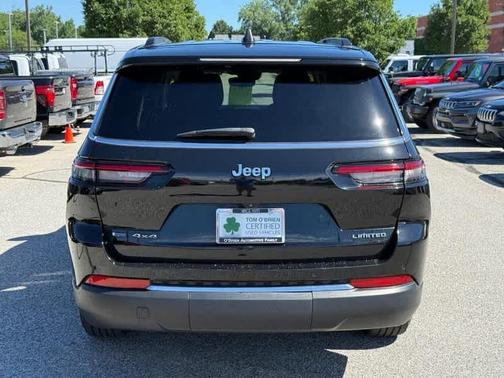 Diamond Black 2022 Jeep Grand Cherokee L Limited