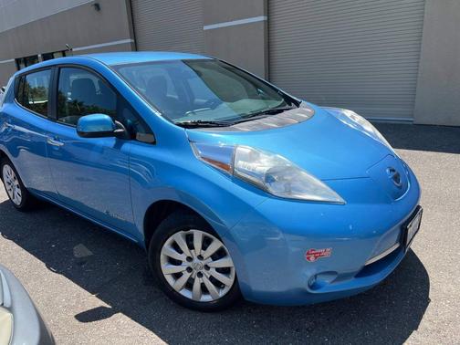 2013 Nissan Leaf S