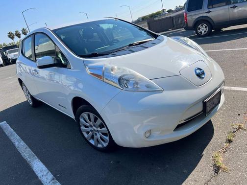 2015 Nissan Leaf S