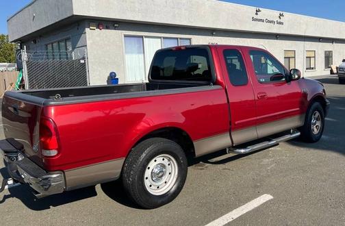 2002 Ford F-150 XLT SuperCab