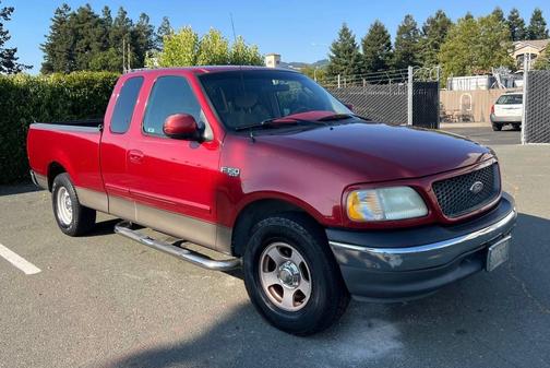 2002 Ford F-150 XLT SuperCab
