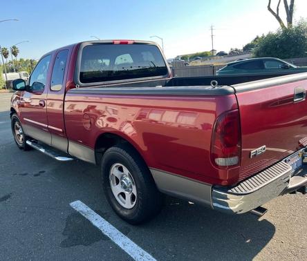 2002 Ford F-150 XLT SuperCab