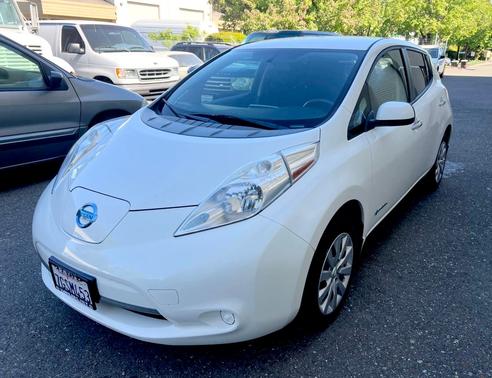 2015 Nissan Leaf S