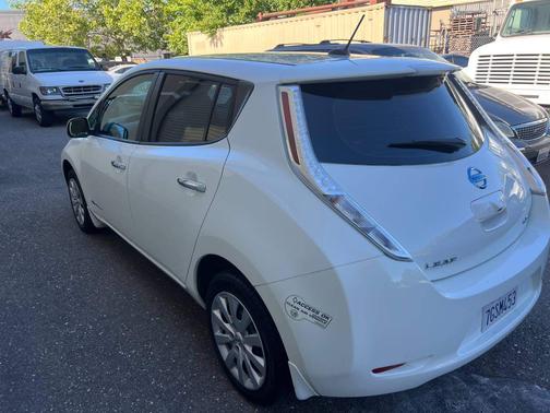 2015 Nissan Leaf S