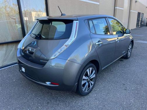2017 Nissan Leaf SL