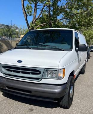 2001 Ford E250 Cargo