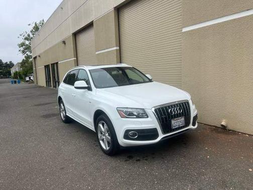 2011 Audi Q5 3.2 Premium Plus