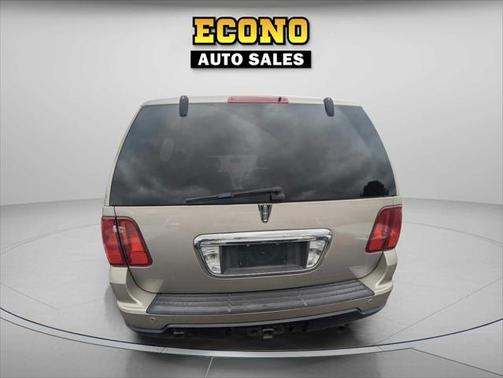 2005 Lincoln Navigator Luxury