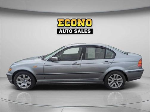 2004 BMW 325 325xi