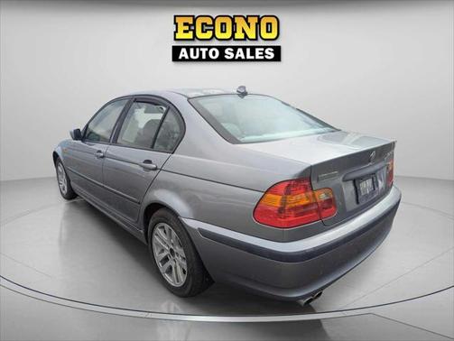 2004 BMW 325 325xi
