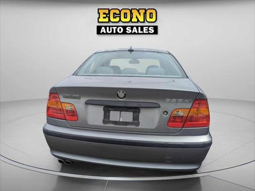 2004 BMW 325 325xi