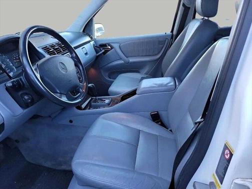 2002 Mercedes-Benz M-Class ML 320 Classic