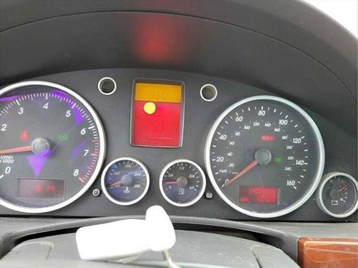 2004 Volkswagen Touareg V8
